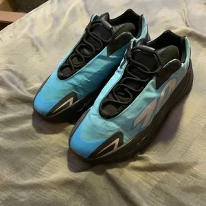 Adidas Yeezy 700 MNVM (Bright Cyan)